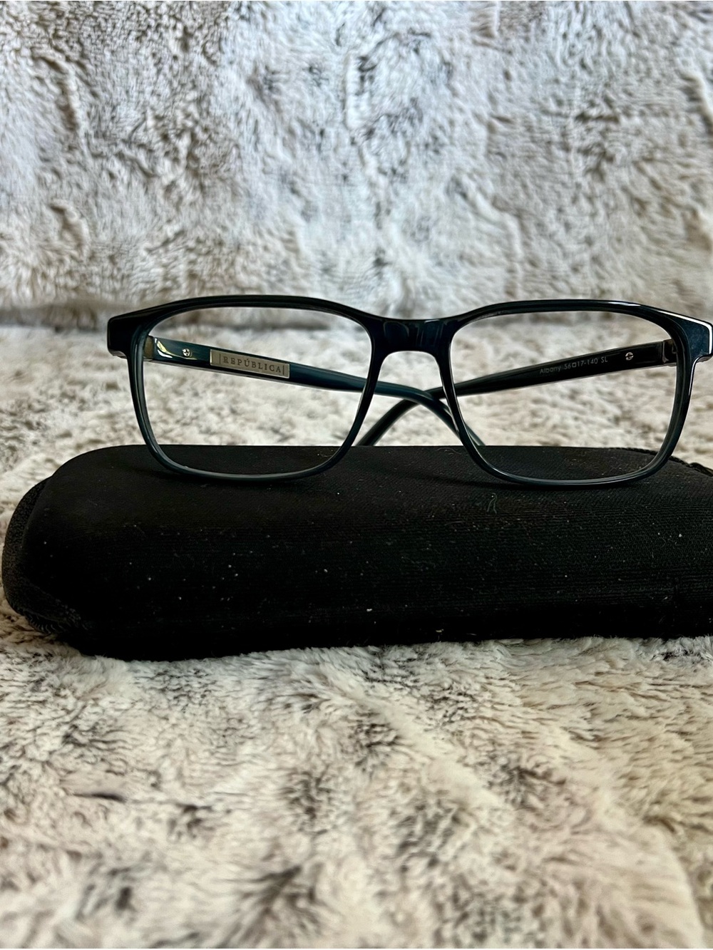 Republica Men's Navy Blue Rectangular Eyeglass Frames